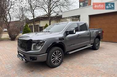 Пікап Nissan Titan 2018 в Києві