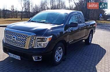 Пикап Nissan Titan 2017 в Богородчанах