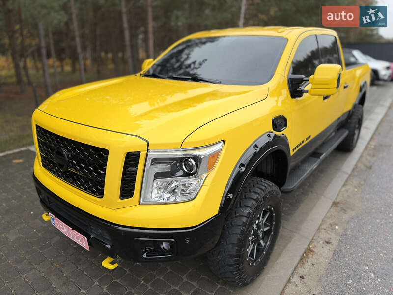 Пікап Nissan Titan 2018 в Києві