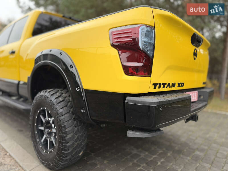 Пікап Nissan Titan 2018 в Києві