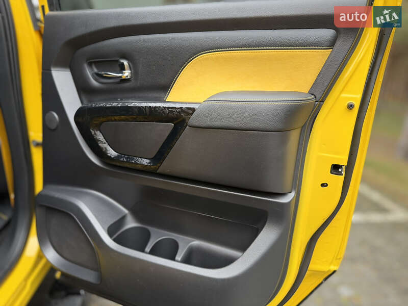 Пікап Nissan Titan 2018 в Києві