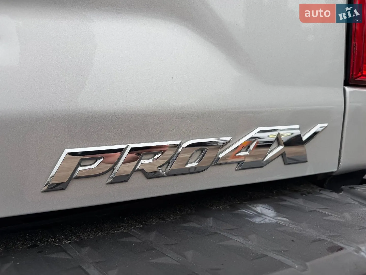 2016 Nissan Titan - мініатюра 32