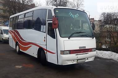 Туристический / Междугородний автобус Nissan Ugarte 1996 в Луцке