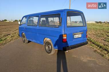 Мінівен Nissan Urvan 1993 в Одесі