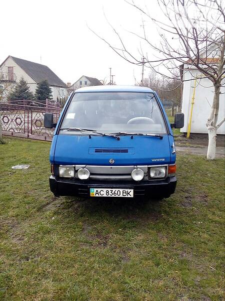 Мінівен Nissan Vanette 1991 в Турійську