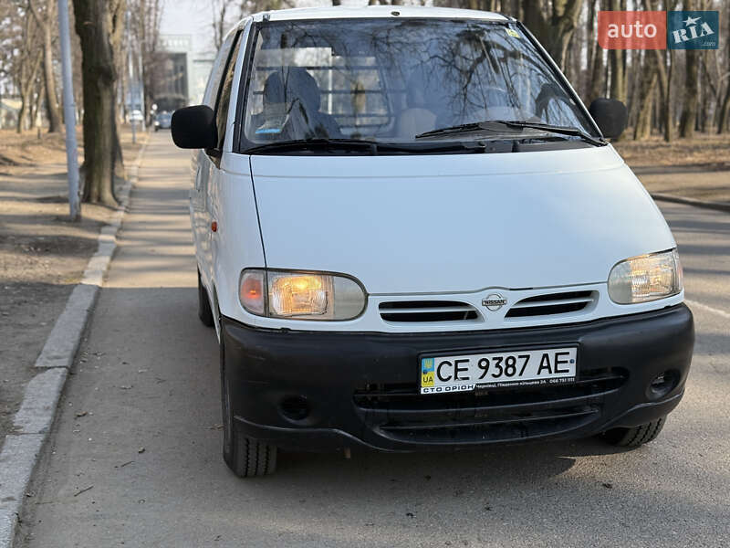 Мінівен Nissan Vanette 2001 в Чернівцях