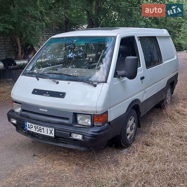 Мінівен Nissan Vanette 1988 в Запоріжжі