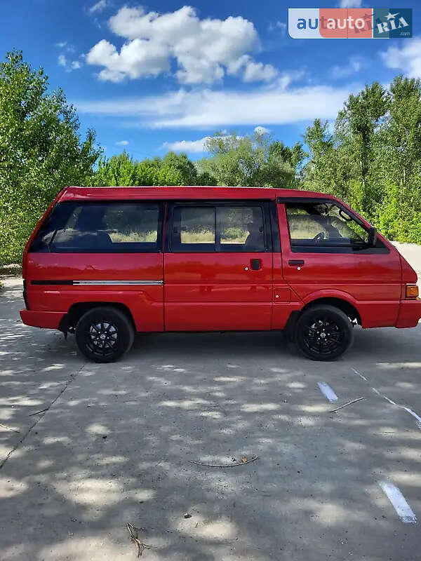 Минивэн Nissan Vanette 1988 в Полтаве