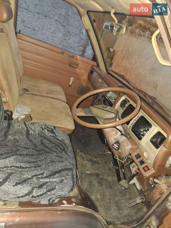 Минивэн Nissan Vanette 1981 в Татарбунарах фото 7 Минивэн Nissan Vanette 1981 в Татарбунарах