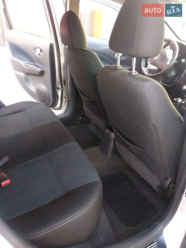 Хэтчбек Nissan Versa Note 2014 в Одессе