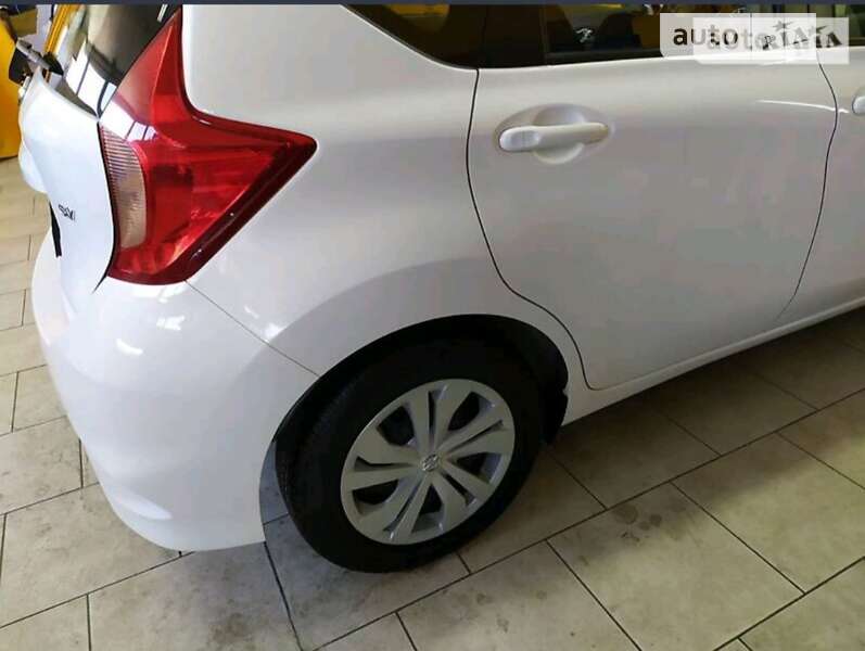 Хэтчбек Nissan Versa Note 2017 в Одессе