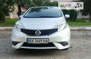 Хэтчбек Nissan Versa Note 2015 в Волочиске