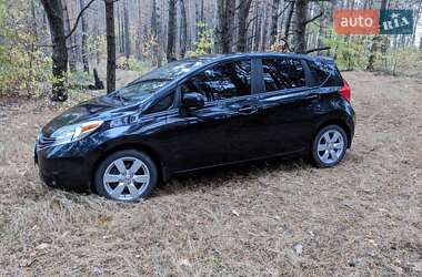 Хэтчбек Nissan Versa Note 2013 в Дымере