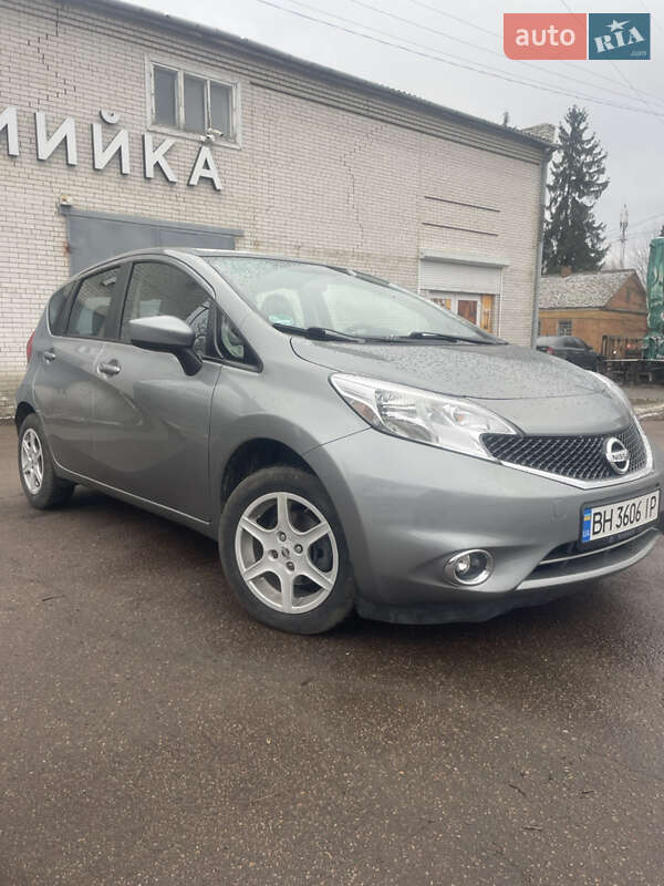 Хетчбек Nissan Versa Note 2014 в Ніжині