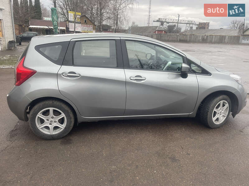Хетчбек Nissan Versa Note 2014 в Ніжині