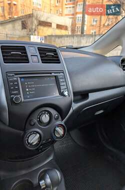 Хетчбек Nissan Versa Note 2014 в 