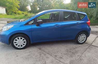 Хэтчбек Nissan Versa Note 2015 в 