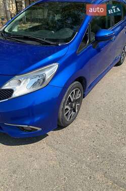 Хэтчбек Nissan Versa Note 2016 в 