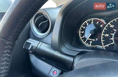 Хэтчбек Nissan Versa Note 2015 в 