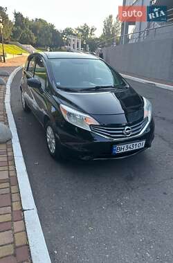 Хэтчбек Nissan Versa Note 2015 в 