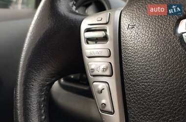 Хэтчбек Nissan Versa Note 2015 в 