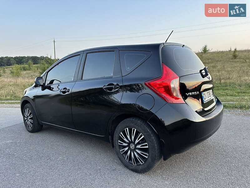 Хэтчбек Nissan Versa Note 2013 в Виннице