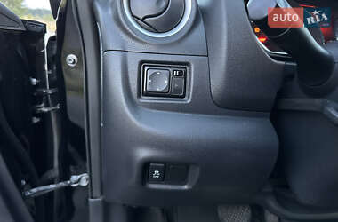Хэтчбек Nissan Versa Note 2013 в 