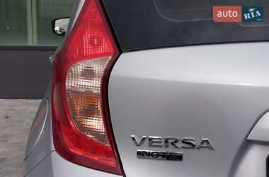 Хетчбек Nissan Versa Note 2015 в 