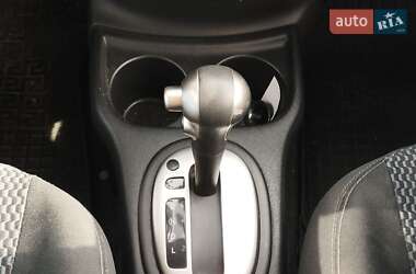 Хетчбек Nissan Versa Note 2015 в 