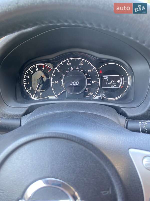 Хэтчбек Nissan Versa Note 2015 в Киеве фото 10 Хэтчбек Nissan Versa Note 2015 в Киеве