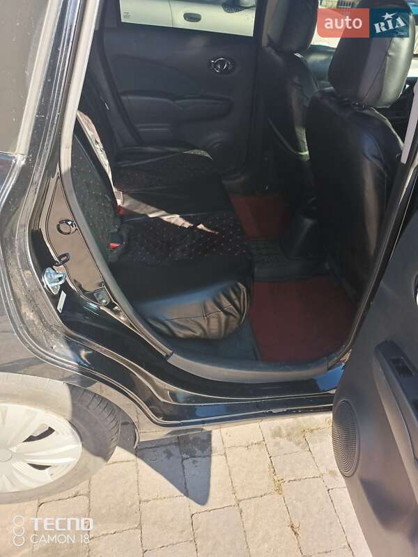 Хетчбек Nissan Versa Note 2015 в Львові