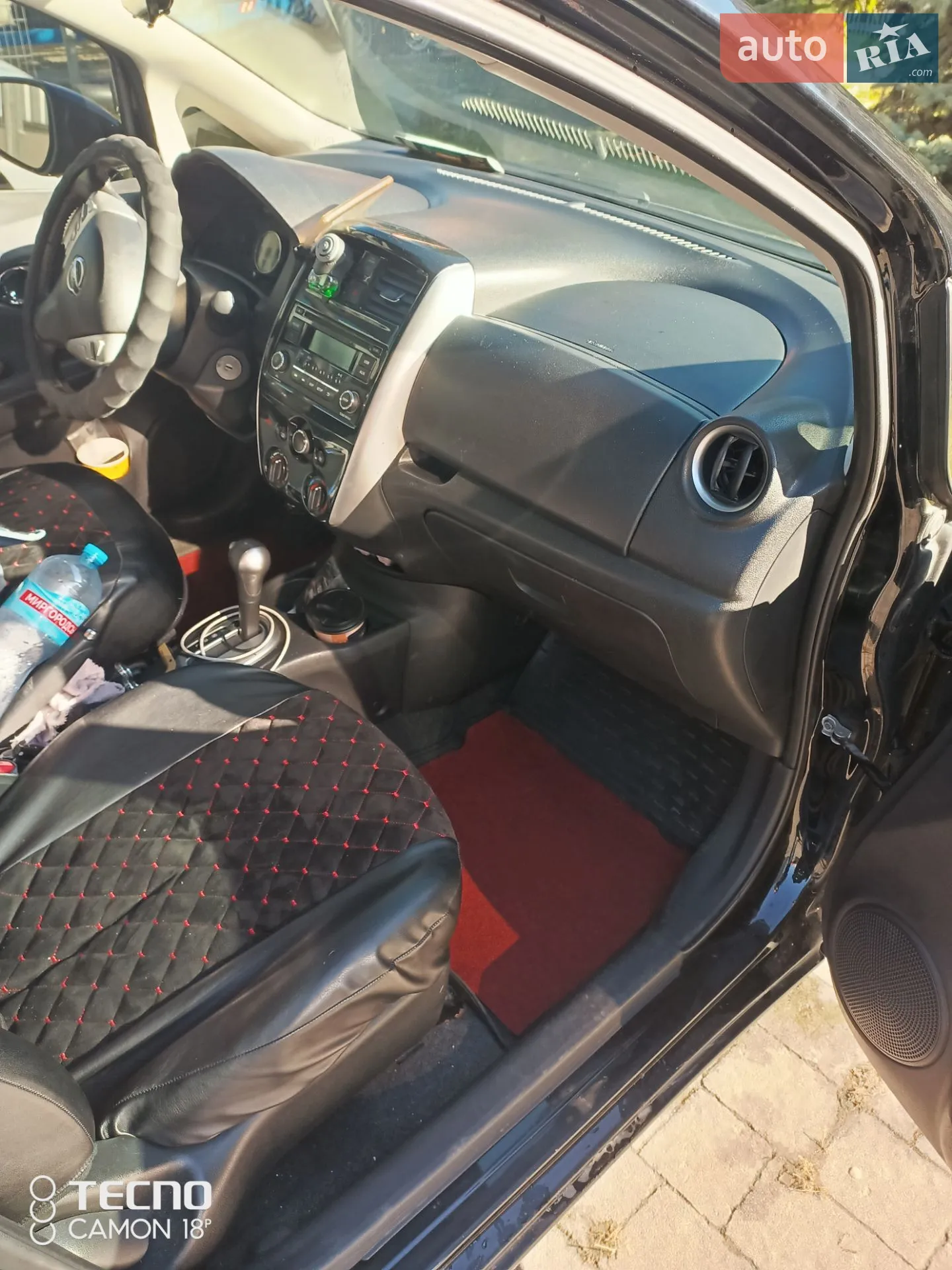 2015 Nissan Versa - мініатюра 16