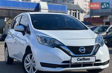Хетчбек Nissan Versa Note 2017 в  Хетчбек Nissan Versa Note 2017 в