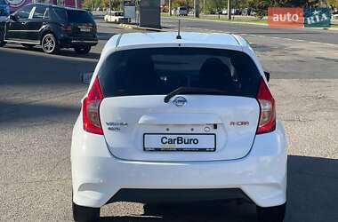 Хетчбек Nissan Versa Note 2017 в  фото 8 Хетчбек Nissan Versa Note 2017 в