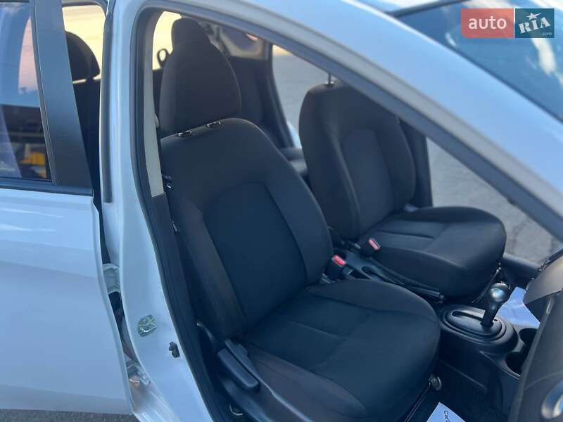 Хэтчбек Nissan Versa Note 2017 в Одессе фото 21 Хэтчбек Nissan Versa Note 2017 в Одессе