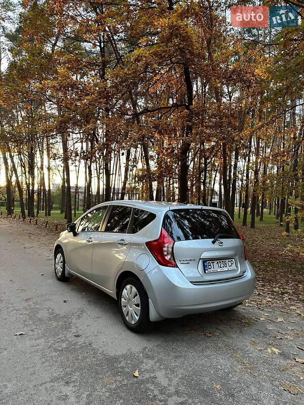 Хэтчбек Nissan Versa Note 2015 в Киеве фото 6 Хэтчбек Nissan Versa Note 2015 в Киеве