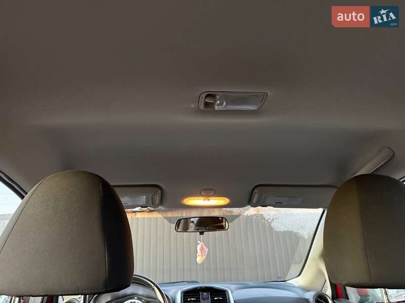 Хетчбек Nissan Versa Note 2015 в Одесі