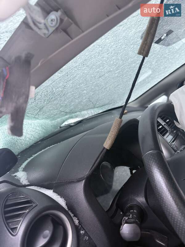 Хэтчбек Nissan Versa Note 2017 в Софиевской Борщаговке