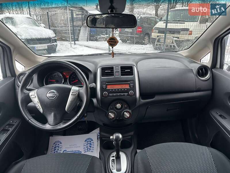 Хетчбек Nissan Versa Note 2013 в Вінниці