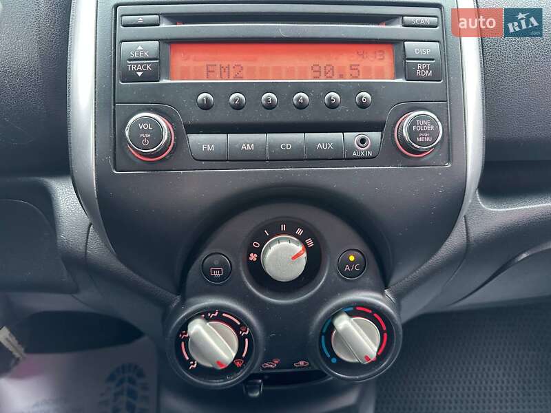 Хетчбек Nissan Versa Note 2013 в Вінниці