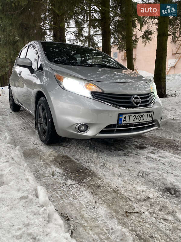 Хэтчбек Nissan Versa Note 2015 в Бурштыне