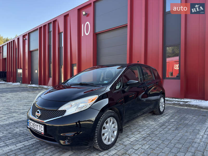 Хэтчбек Nissan Versa Note 2015 в Львове