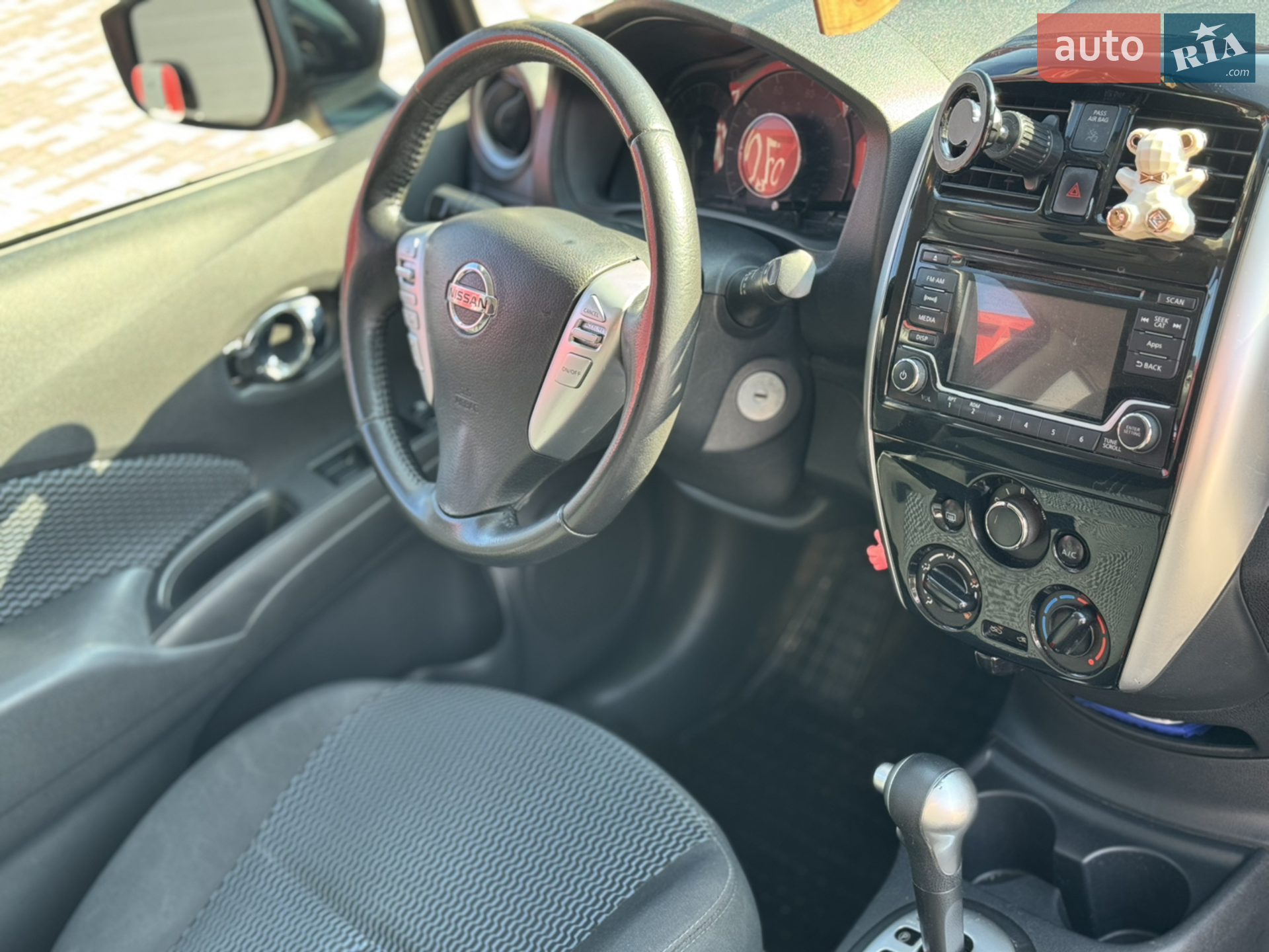 2015 Nissan Versa - мініатюра 22