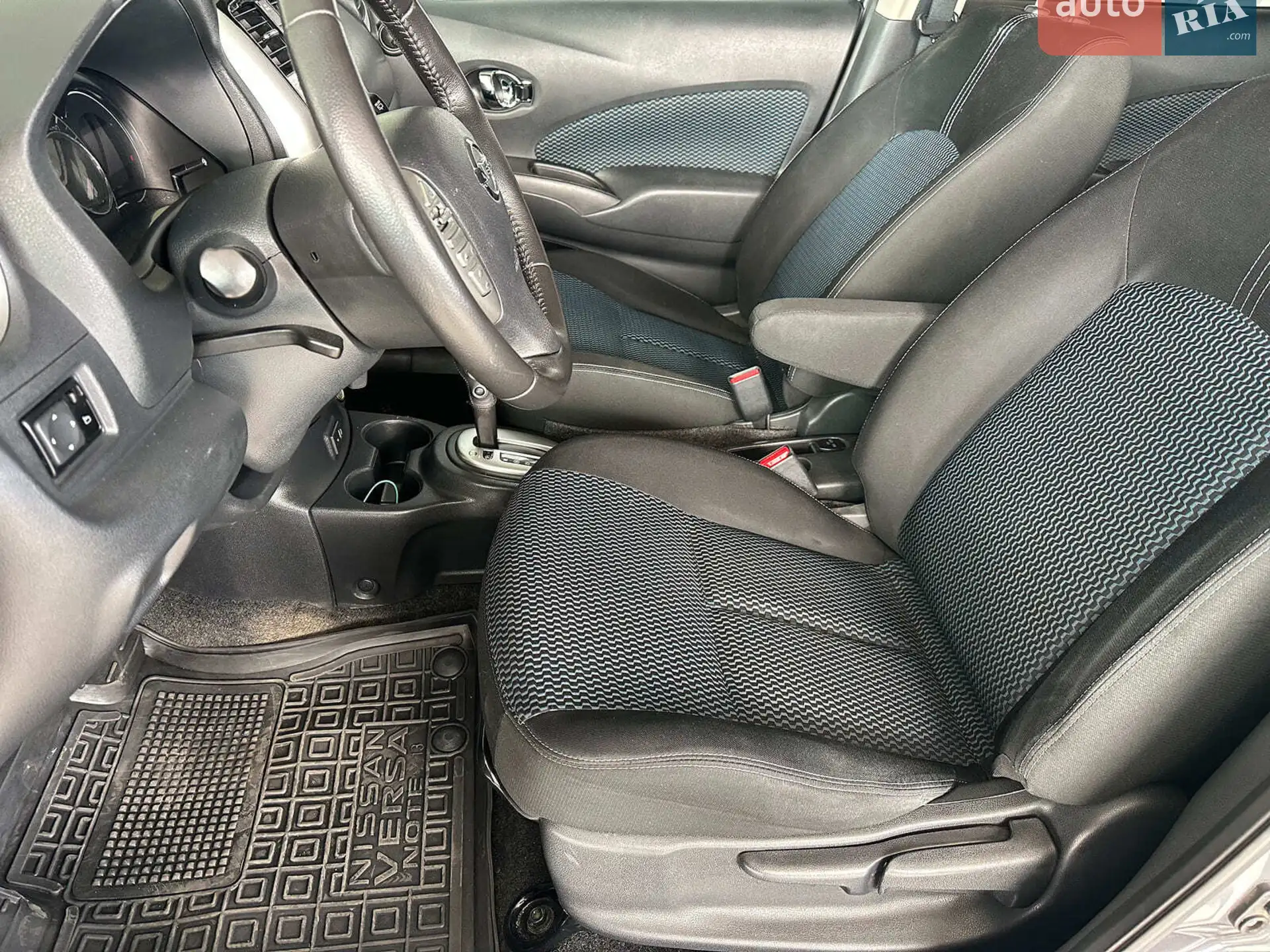 2017 Nissan Versa - мініатюра 8