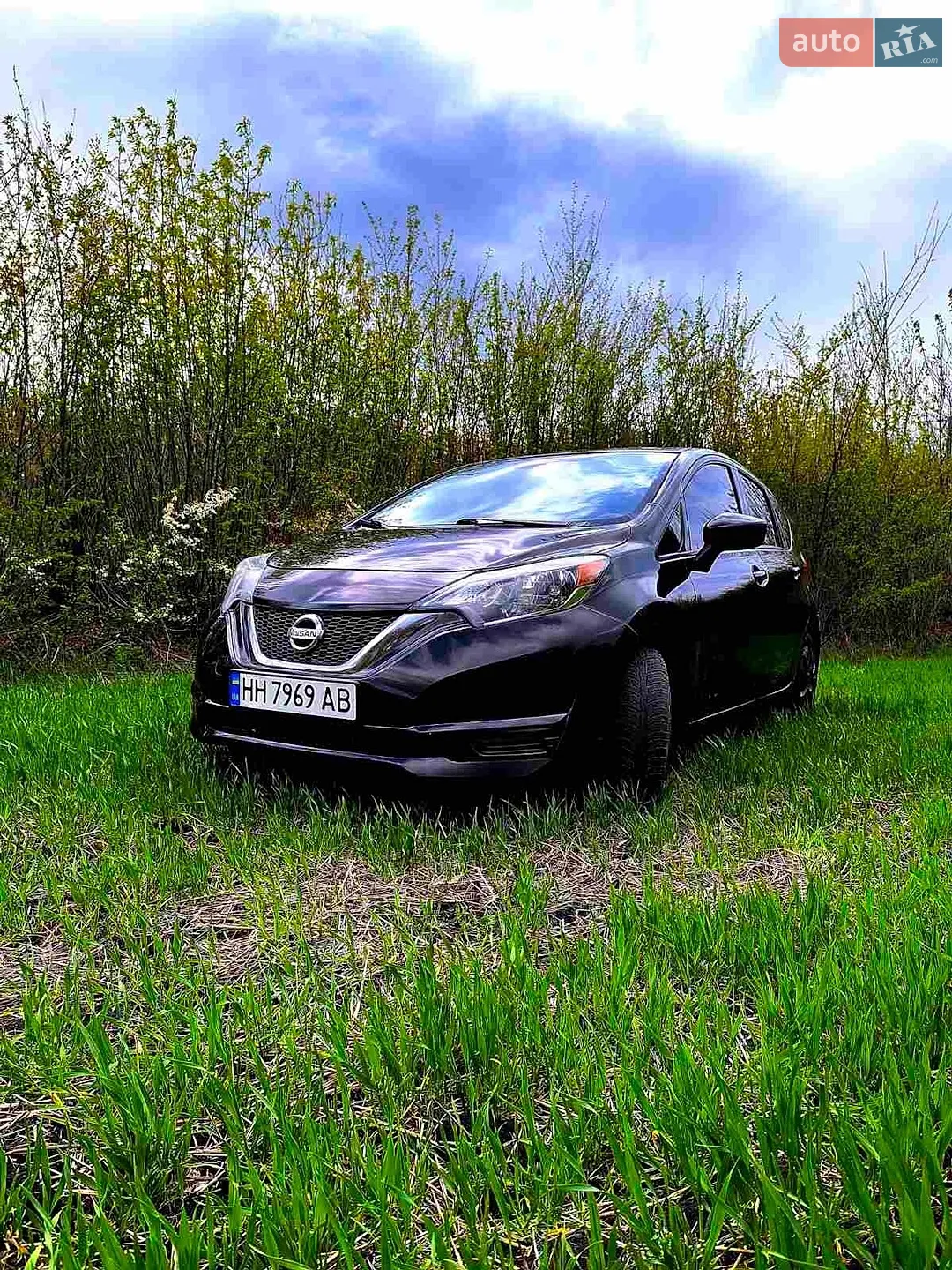 2017 Nissan Versa - мініатюра 2