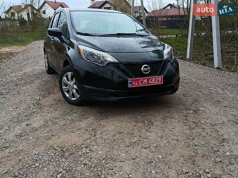 Хэтчбек Nissan Versa Note 2017 в Киеве