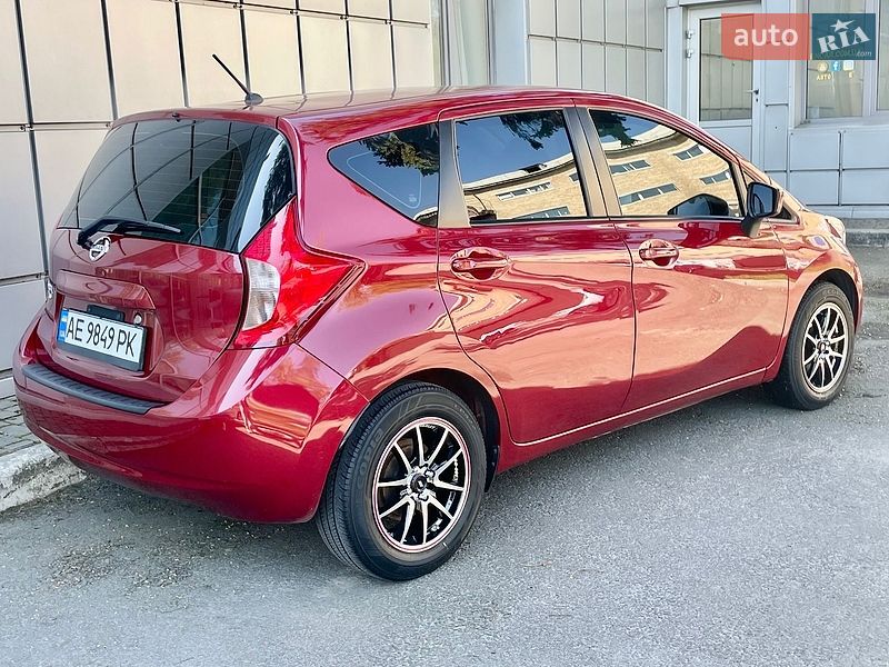 Хэтчбек Nissan Versa Note 2016 в Киеве