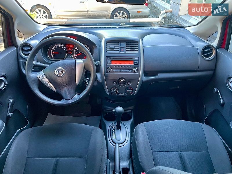 Хэтчбек Nissan Versa Note 2016 в Киеве