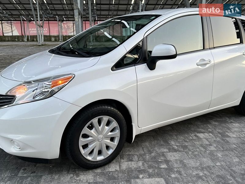 Хэтчбек Nissan Versa Note 2014 в Львове