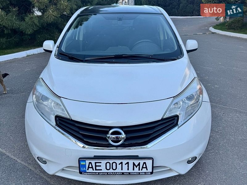 Хэтчбек Nissan Versa Note 2013 в Днепре